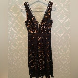 Romeo & Juliet Couture Double V Midi Dress